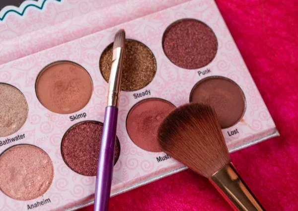 Descubre las mejores escuelas para estudiar estilismo profesional